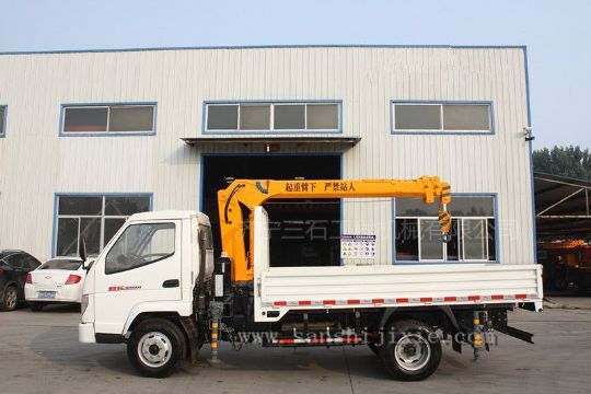 點擊查看詳細信息<br>標題：3噸隨車吊 閱讀次數：2428