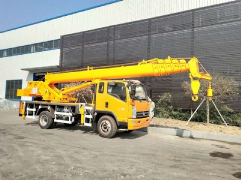 點擊查看詳細信息<br>標題：12噸凱馬汽車吊 閱讀次數：1860